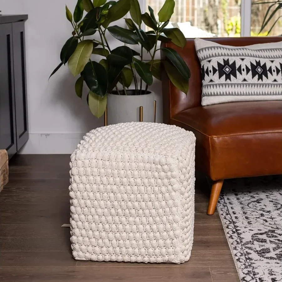 Buds Pouf Ottoman Pakagi